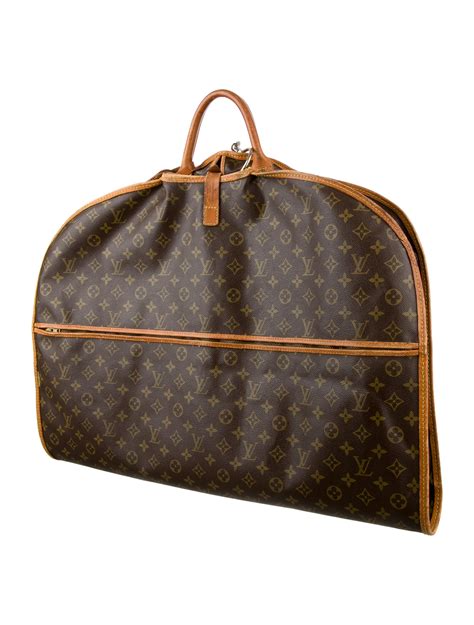 garment bag louis vuitton|louis Vuitton Bag in store.